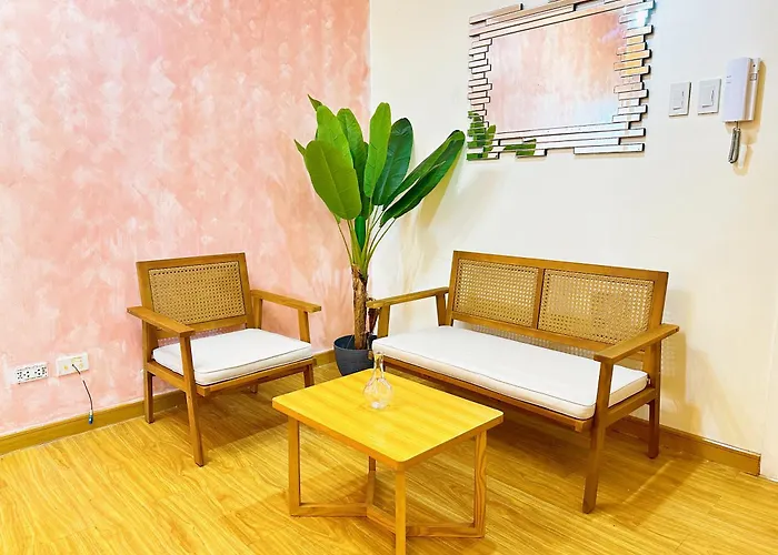 2 Bedroom Summer Themed Unit At Azure Apartamento *